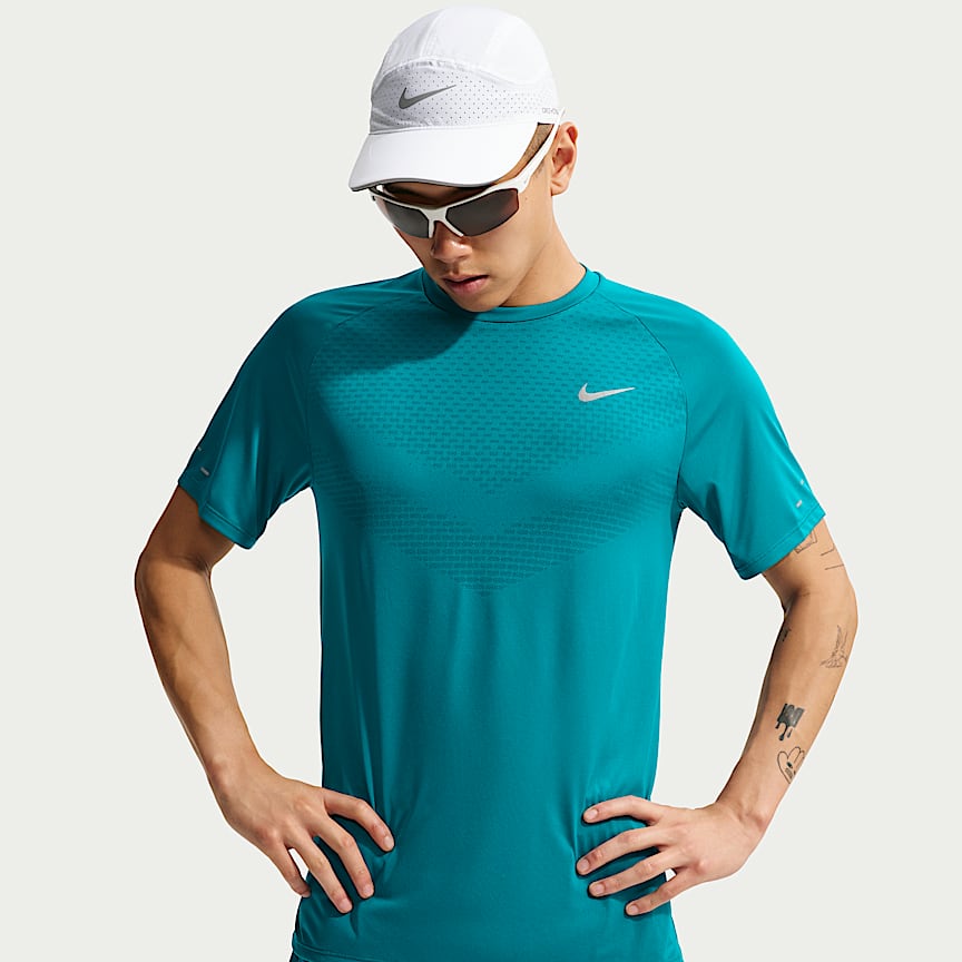 Nike x Jacquemus Men's Long-Sleeve Top. Nike SG